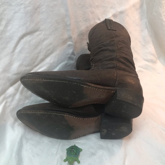 Brown slouch cowgirl boots, Size 8D, Only $35 - Picture 2 of 4